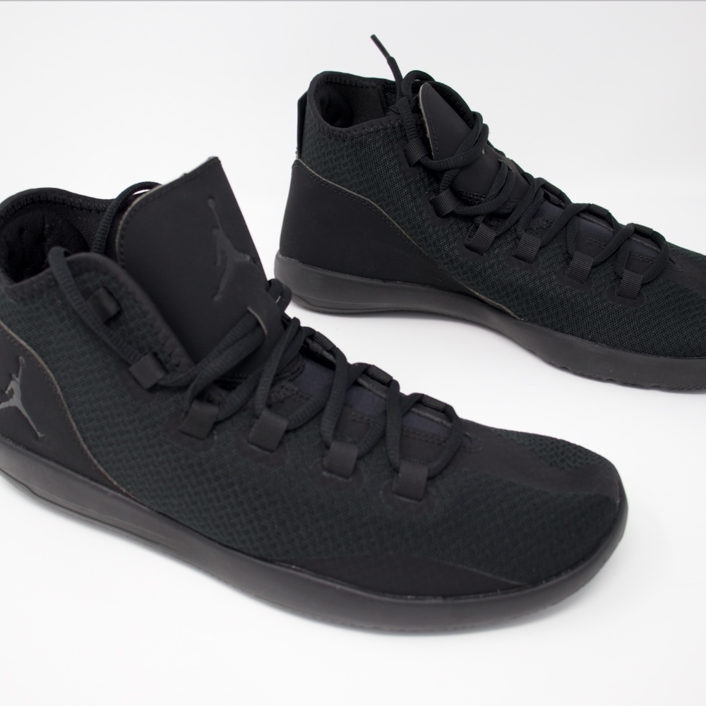 Nike Jordan 11.5 Reveal Basketball CrossTrain Shoe - Picture 2 of 6